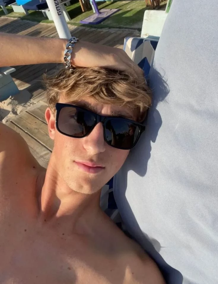 Dean Huijsen thumbnail