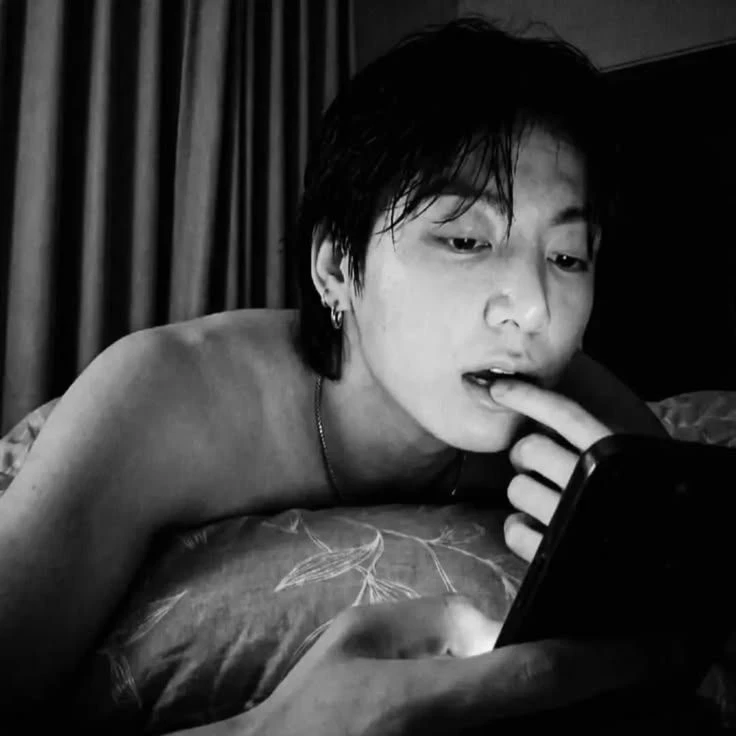 Jeon Jungkook thumbnail