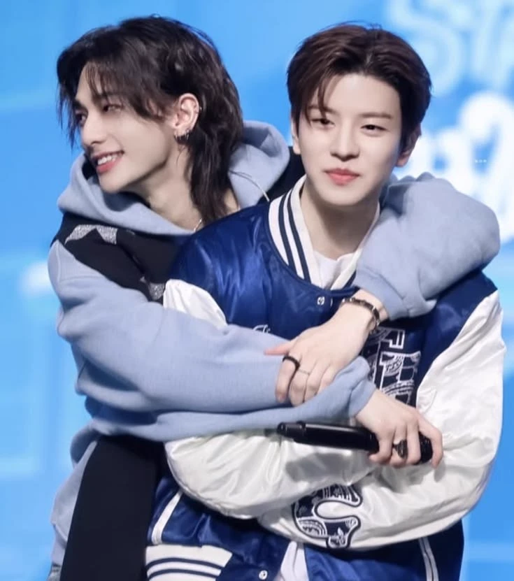 hyunjin and seungmin thumbnail