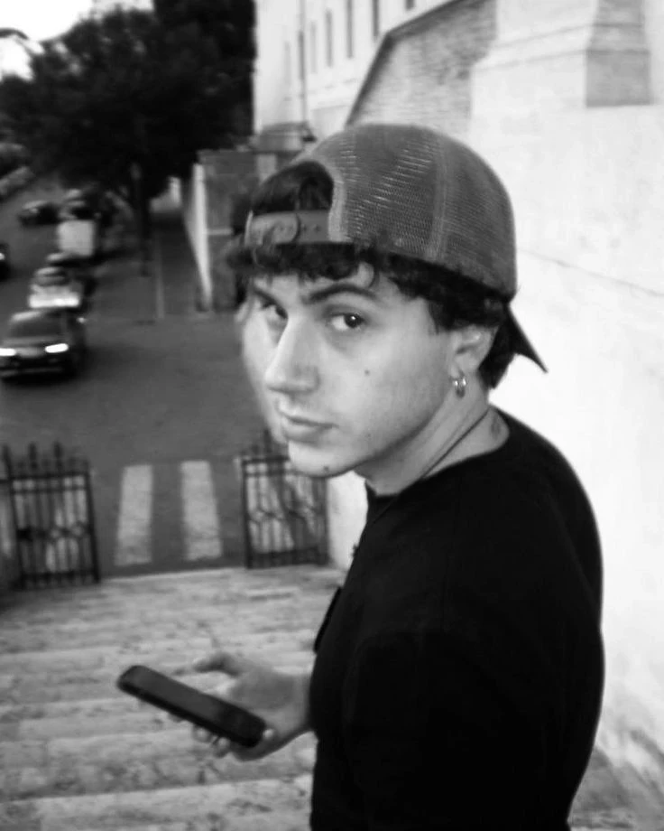 Brando De Sica thumbnail