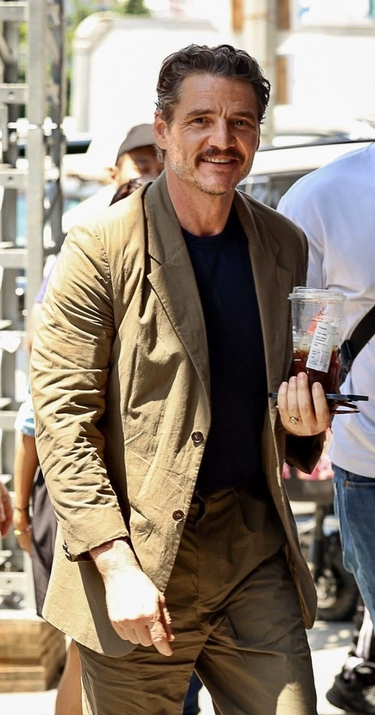 Pedro Pascal thumbnail