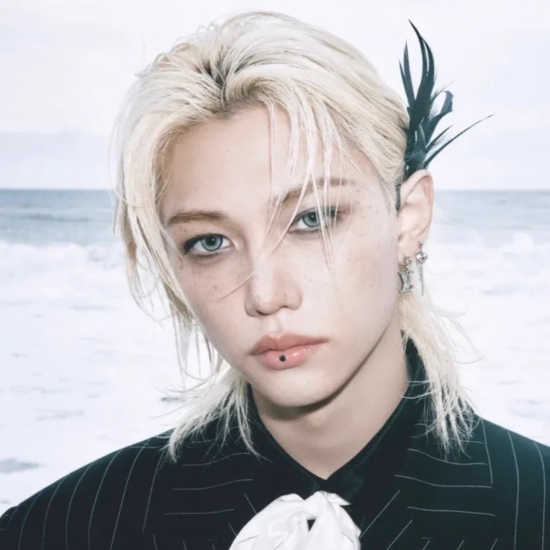 Stray Kids thumbnail