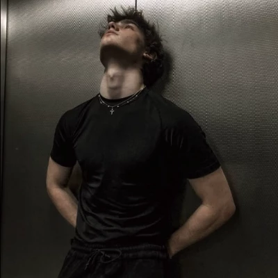 Alex thumbnail