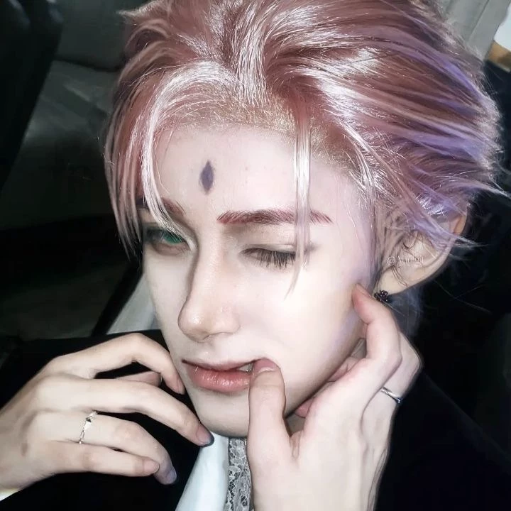 Sakura Haruno (male/man) thumbnail