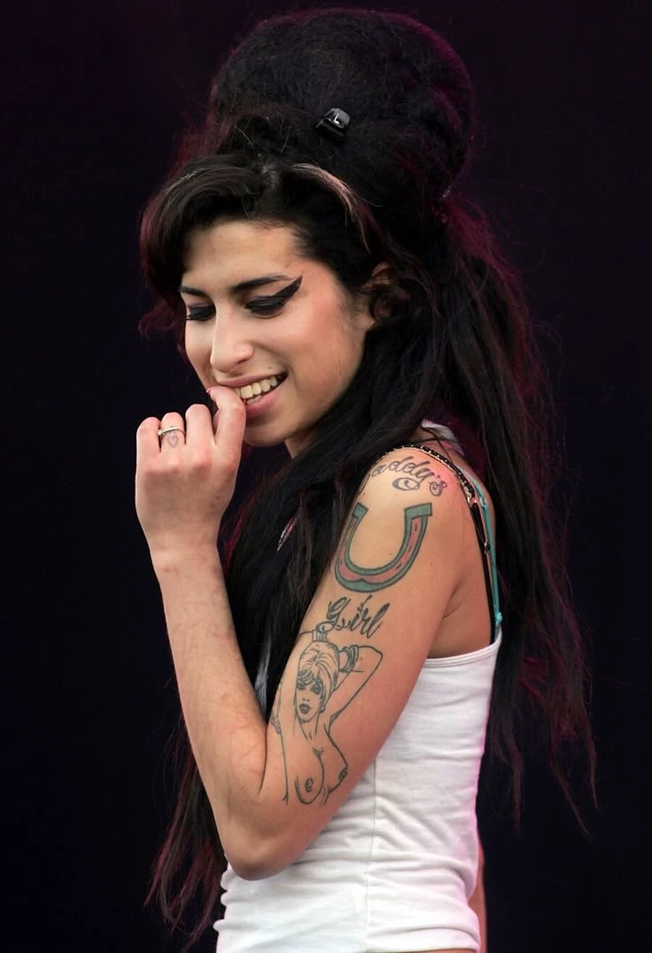 Amy Winehouse  thumbnail