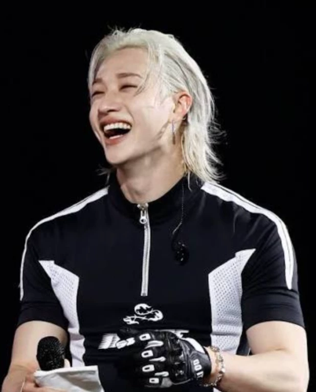 Bang Chan asked you to be his girlfriend thumbnail
