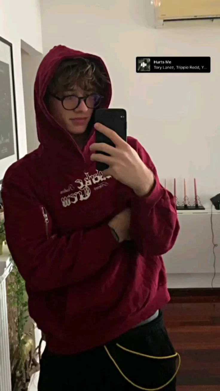 Ian thumbnail