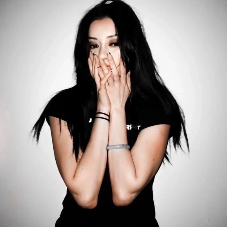 Megan thumbnail