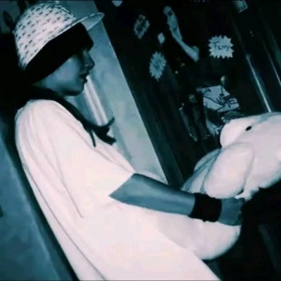 Tom Kaulitz thumbnail