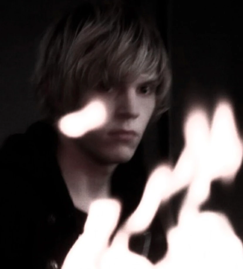 Tate Langdon 🚬 thumbnail
