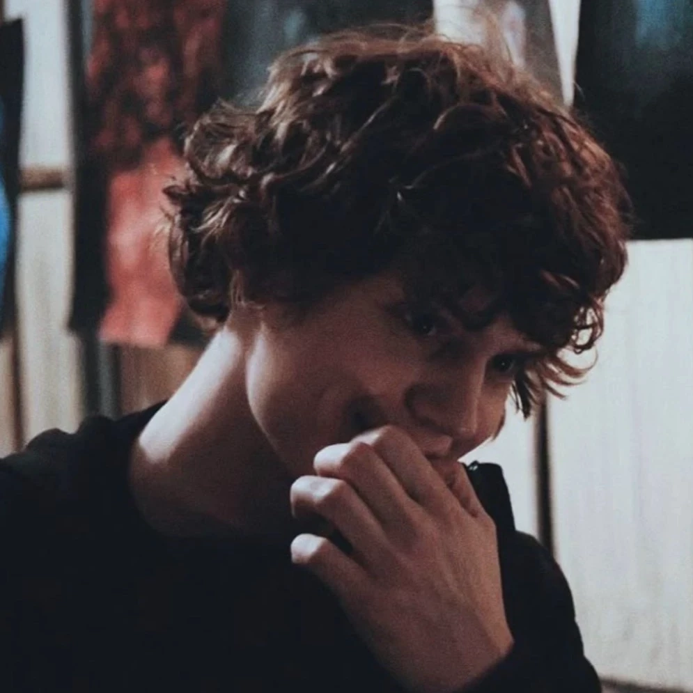 𝘌𝘷𝘢𝘯 𝘗𝘦𝘵𝘦𝘳'𝘴 💌 thumbnail