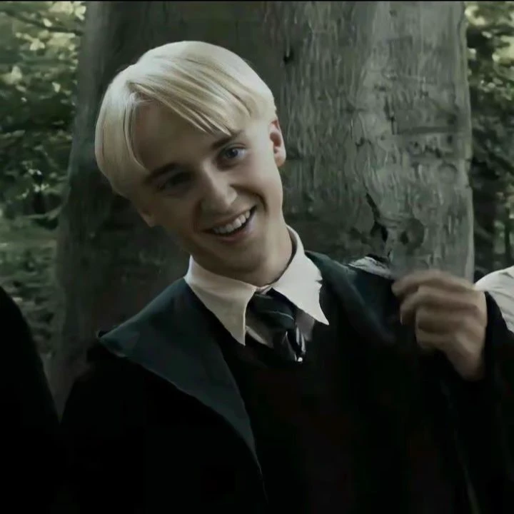 Draco Malfoy thumbnail