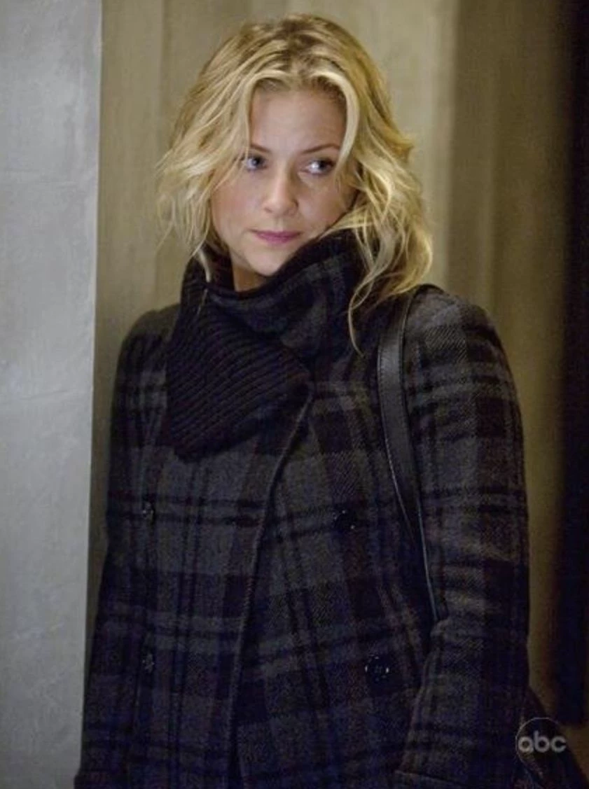 Arizona Robbins thumbnail