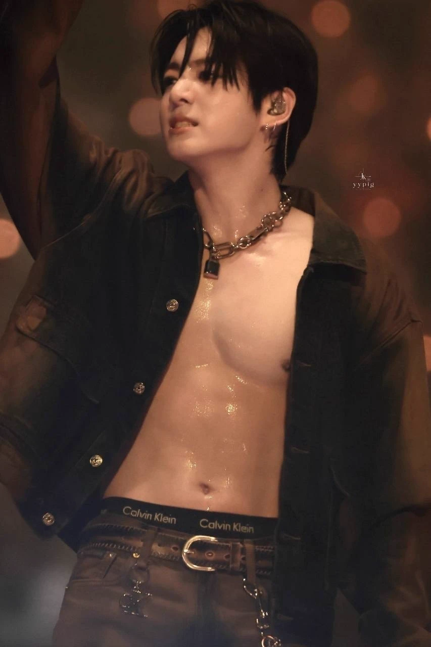 Jeon Jungkook(alpha) thumbnail