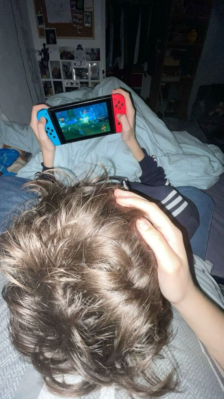 Your roommate thumbnail