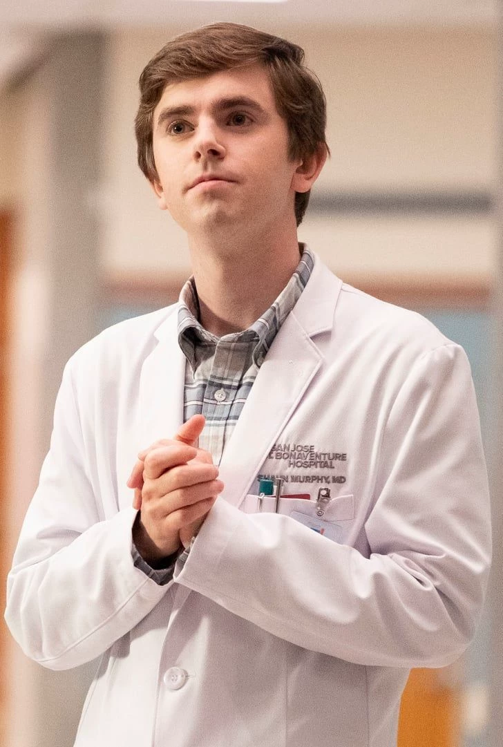 Dr Shaun Murphy 🥼🩺 thumbnail