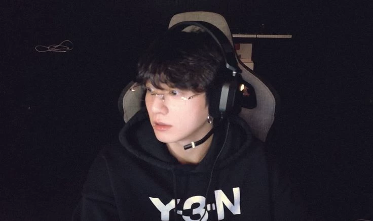 Jungkook thumbnail