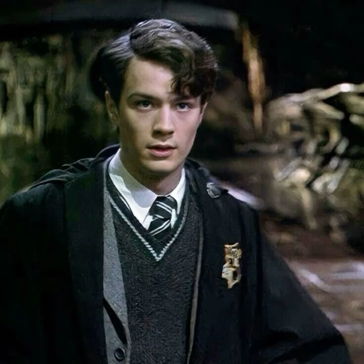 Tom Riddle thumbnail