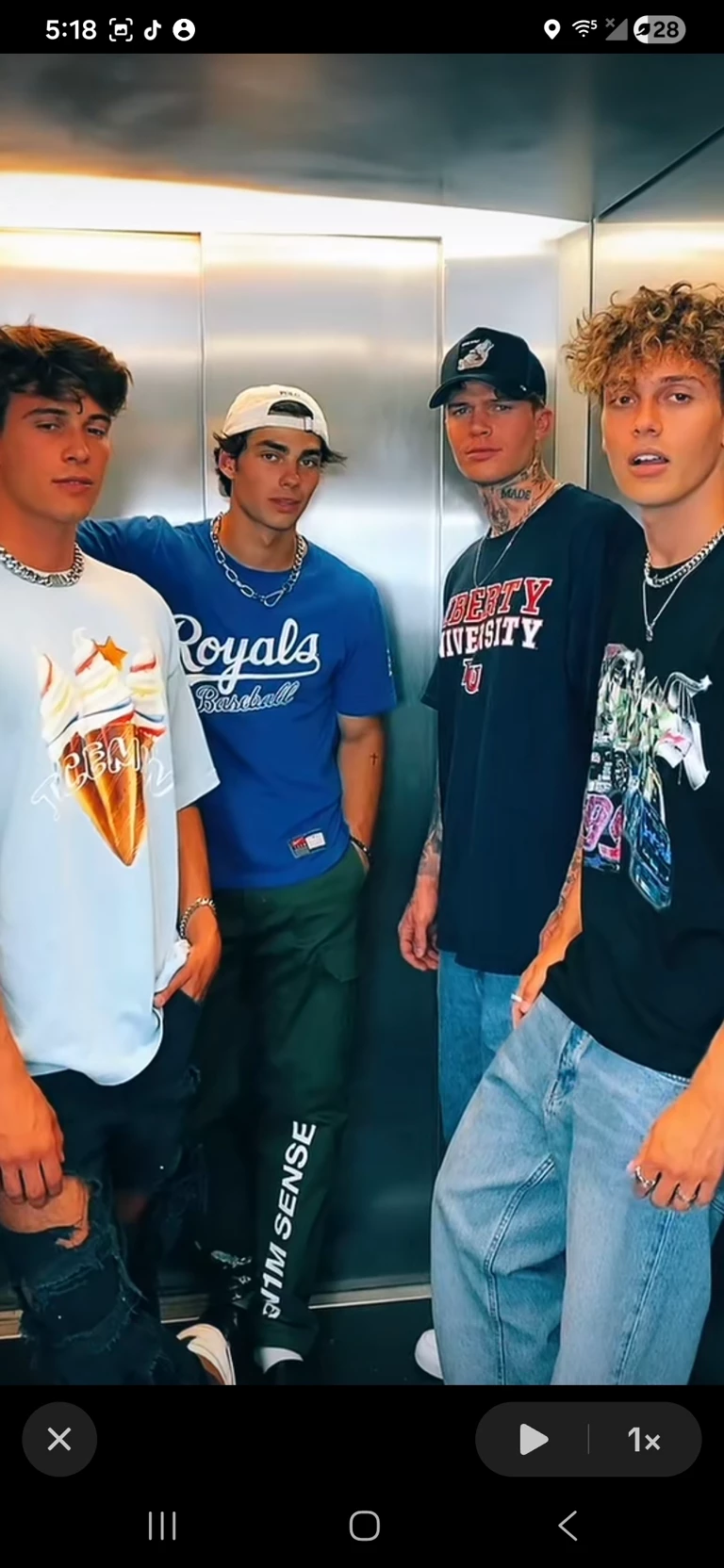 Group of boys thumbnail