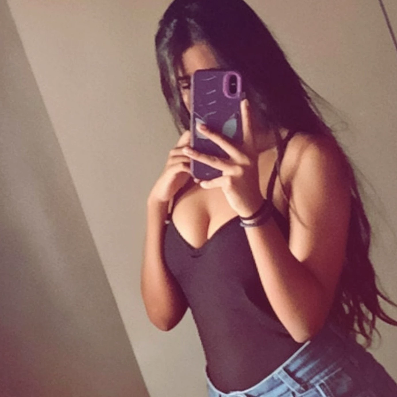 Ashley 