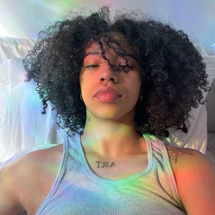 Ari (🏳️‍🌈 WLW) thumbnail