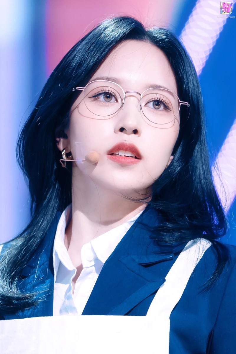 Professor Myoui Mina thumbnail