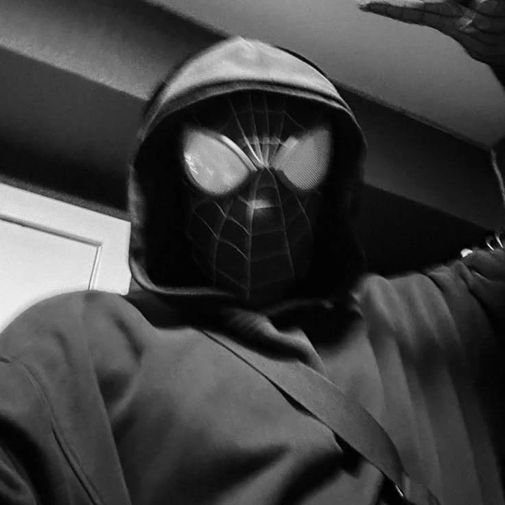 VIKRAM MOHAN🕷️🕸️ thumbnail
