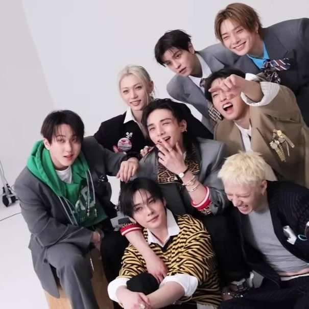 Stray Kids thumbnail