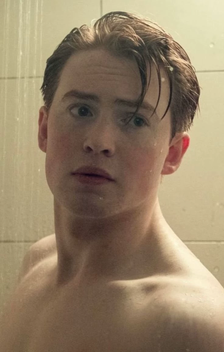 Kit Connor thumbnail