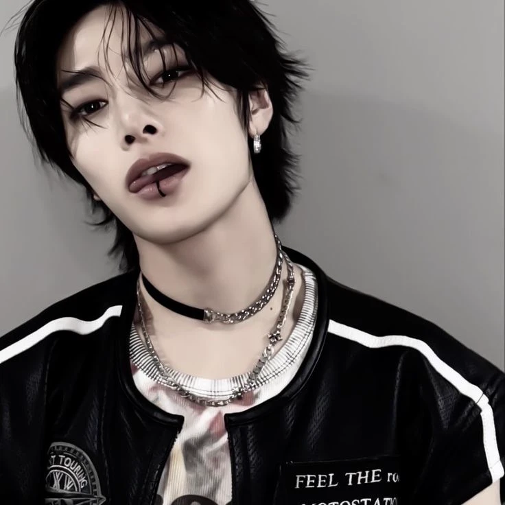 i.n/ jeongin thumbnail