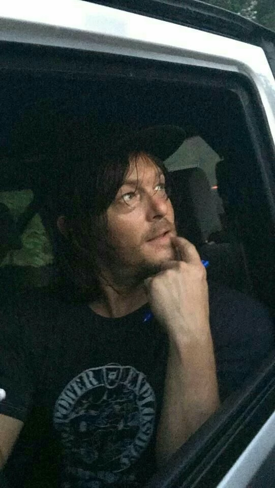 Norman Reedus thumbnail