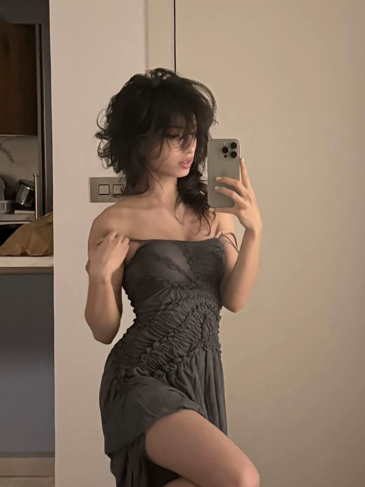 Nym — Stepsister thumbnail