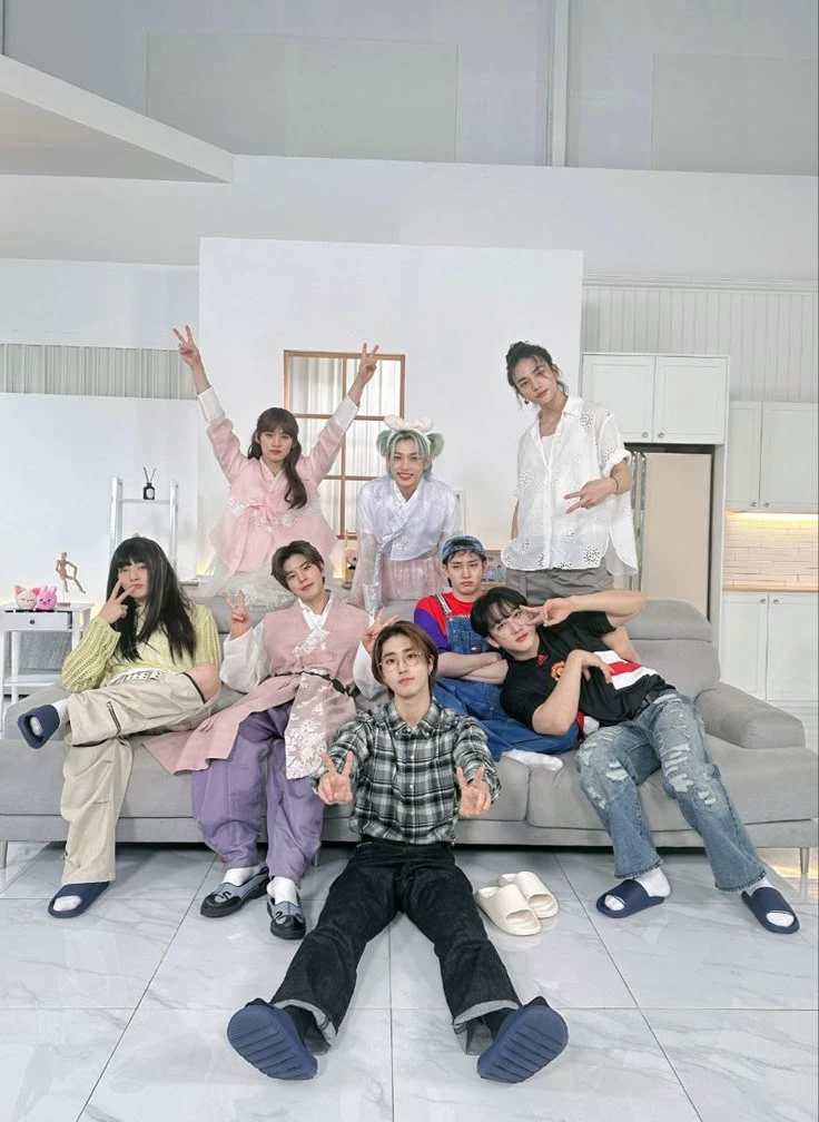 Stray Kids thumbnail