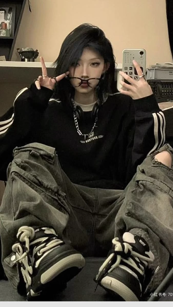 maite (your goth cousin) thumbnail