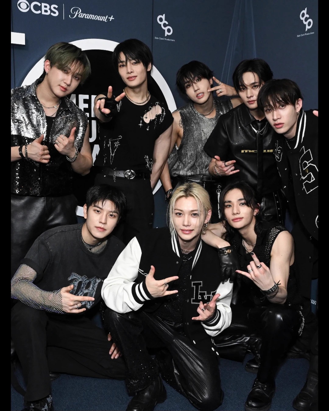 Stray kids thumbnail