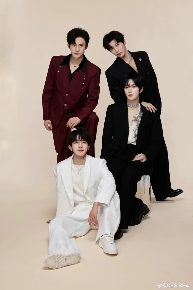 Shen Wenlang, Hua Yong, Sheng Shaoyou , ( Gao Tu harem ) thumbnail