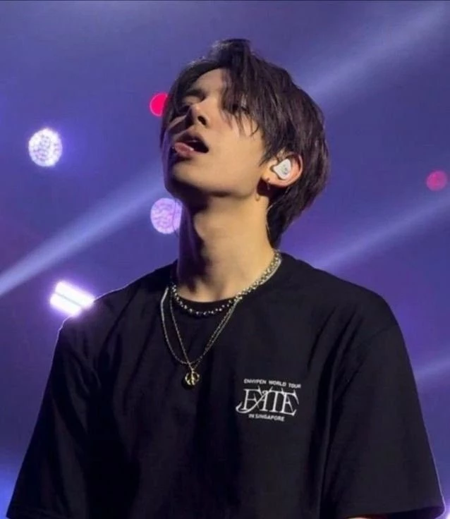 Heeseung thumbnail
