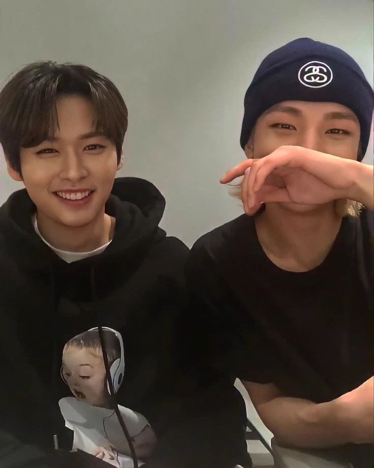 Step-siblings \| Hyunho thumbnail