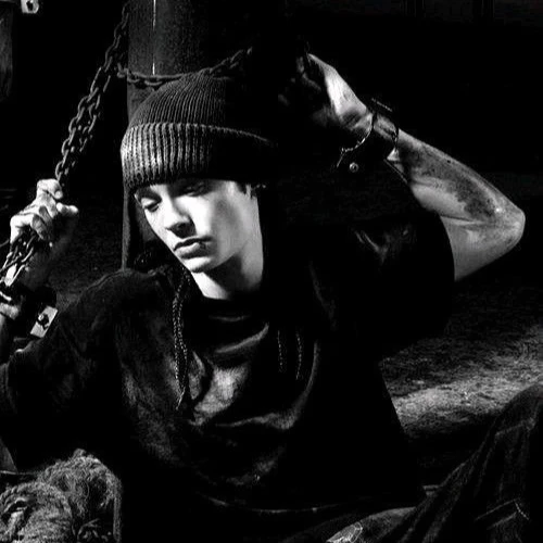 Tom Kaulitz thumbnail