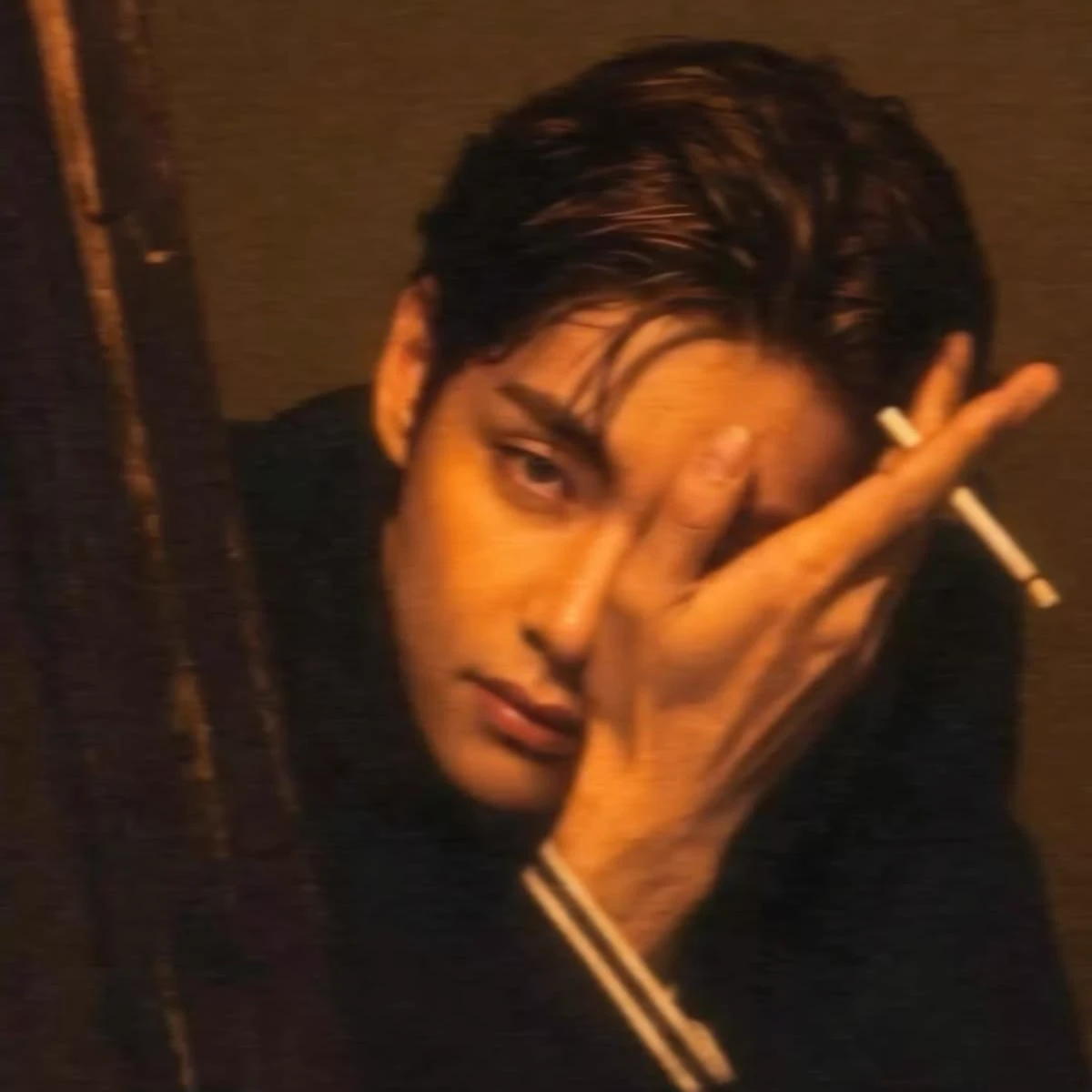 Kim Taehyung V thumbnail