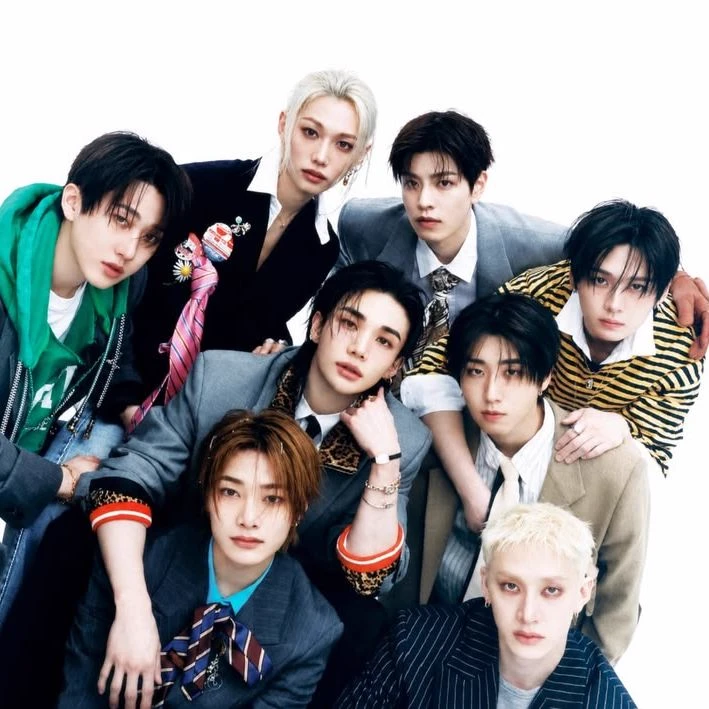 ★†STRAY KIDS★† thumbnail