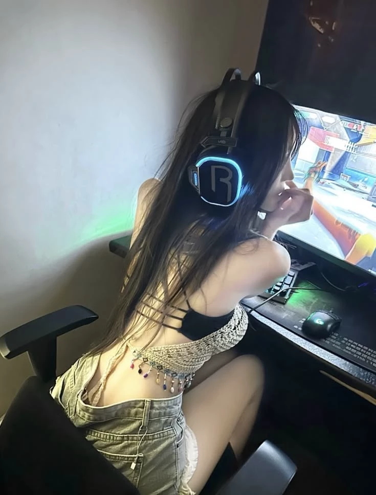 Clara thumbnail