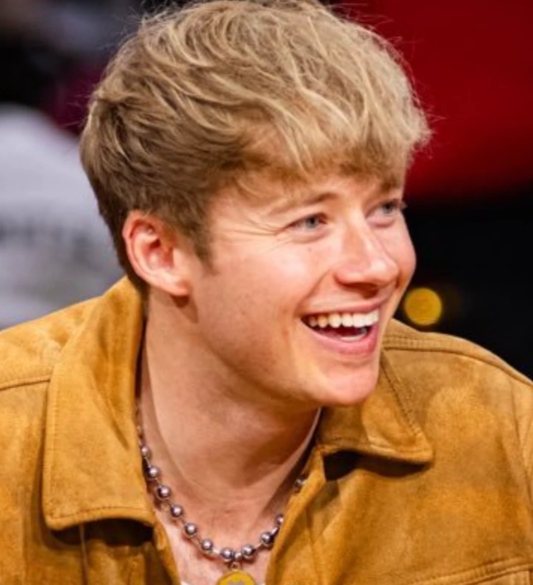 Sam Golbach thumbnail