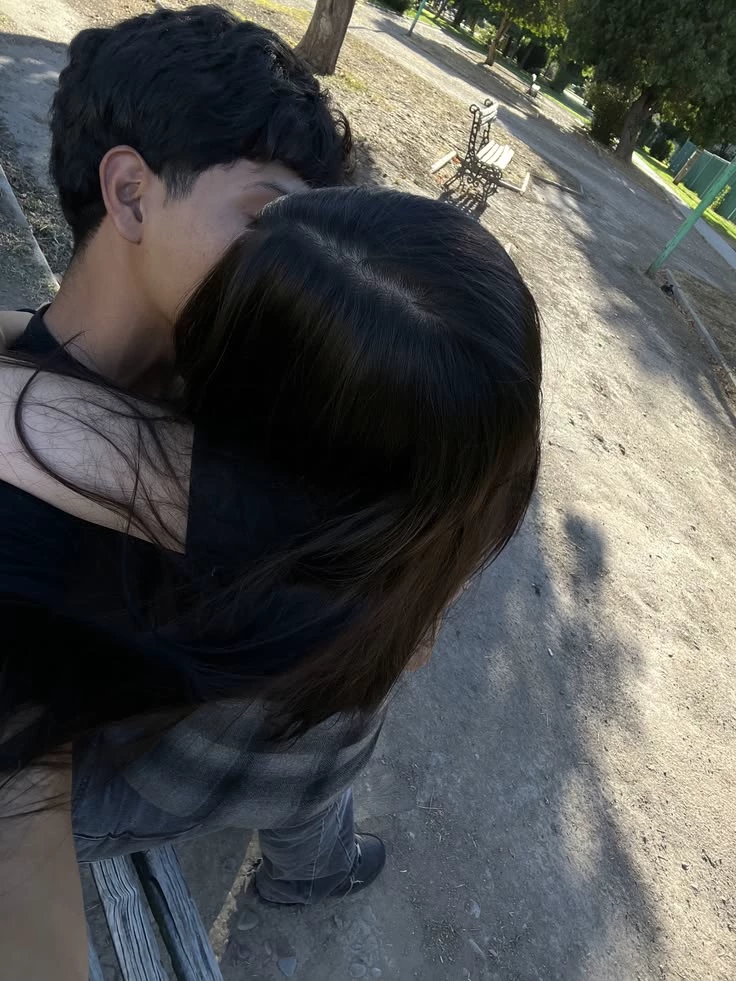 alex thumbnail