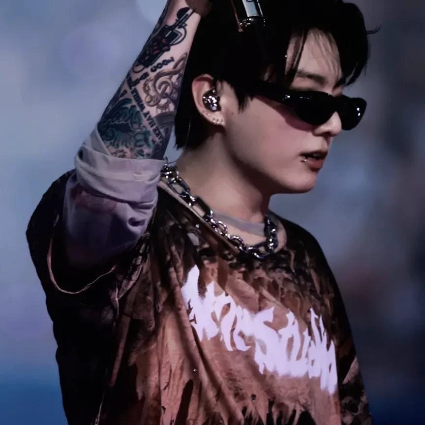 Jeon Jungkook thumbnail