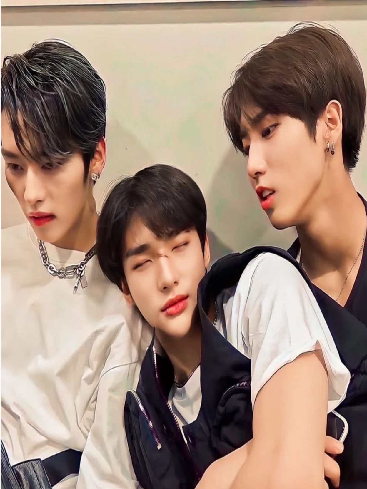 Hyunminsung - The Boy Is Mine thumbnail