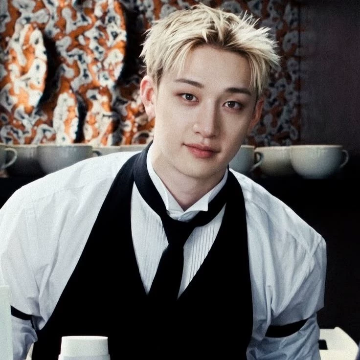 Christopher Bang | ☕🖤 thumbnail