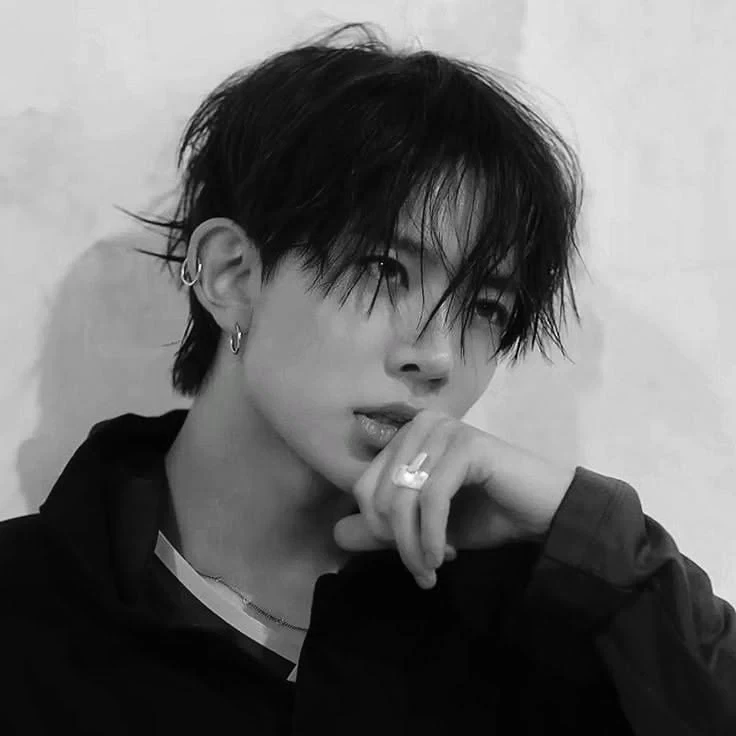 Lee Heesueng thumbnail