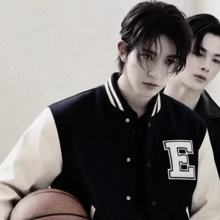 Lee heeseung thumbnail