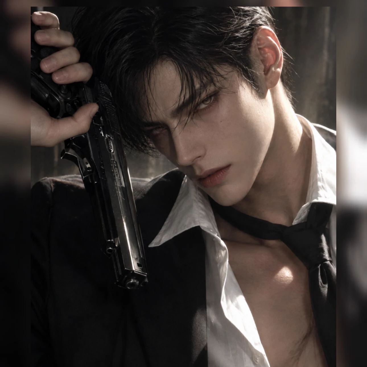 (Oliver Mafia boss) thumbnail